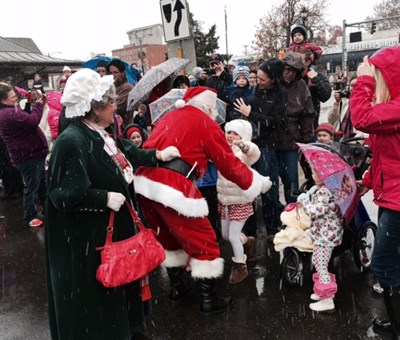 Downtown Kirkwood's Holiday Walk